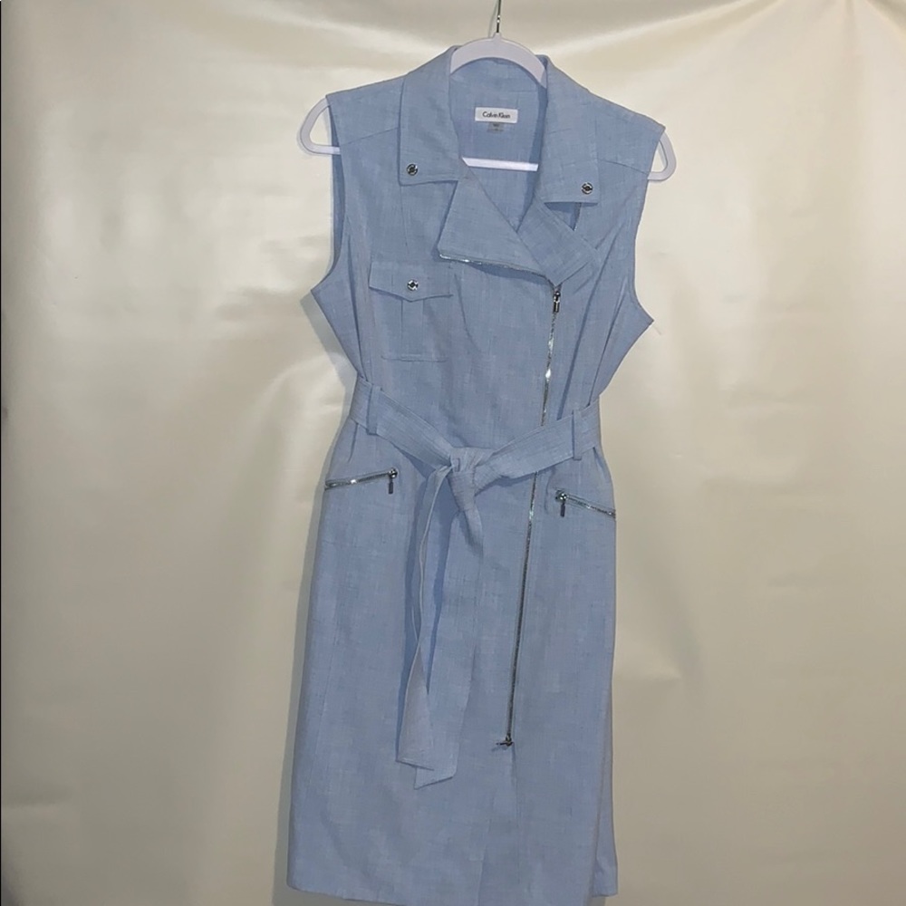 Causal dress
